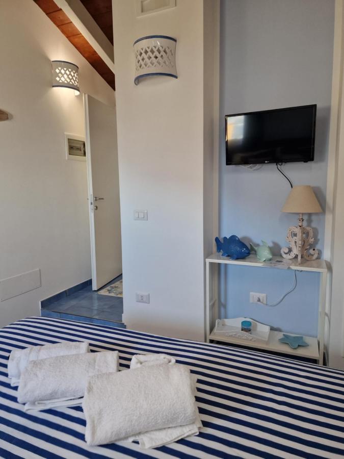 La Torretta Sea View Rooms Вико Екуензе Екстериор снимка