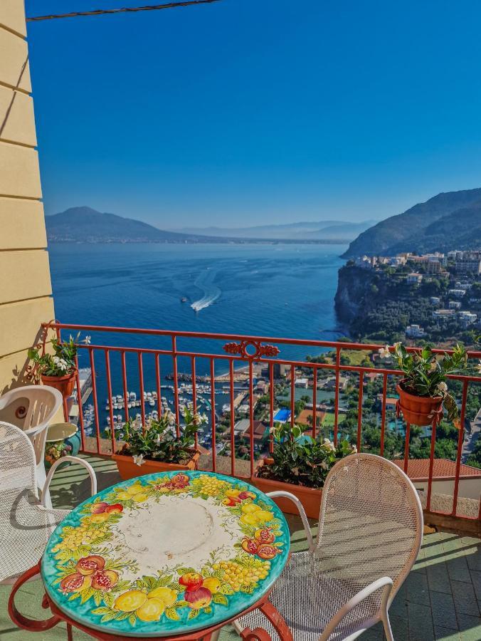 La Torretta Sea View Rooms Вико Екуензе Екстериор снимка