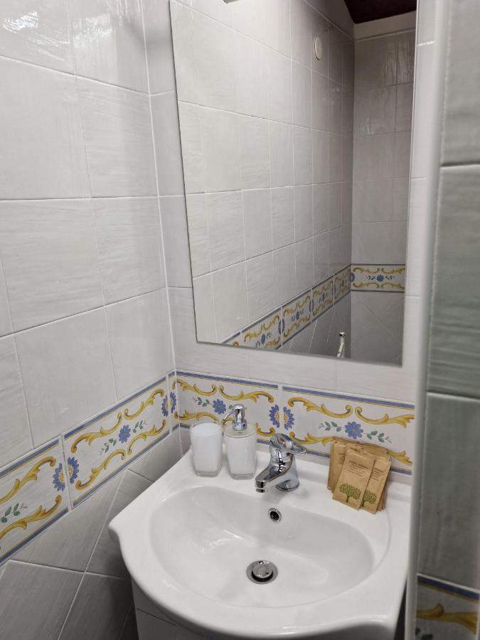 La Torretta Sea View Rooms Вико Екуензе Екстериор снимка