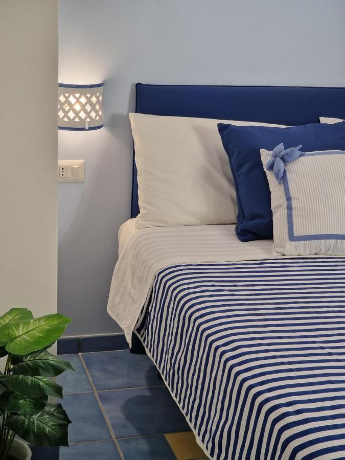 La Torretta Sea View Rooms Вико Екуензе Екстериор снимка