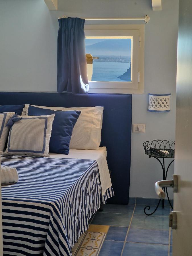 La Torretta Sea View Rooms Вико Екуензе Екстериор снимка