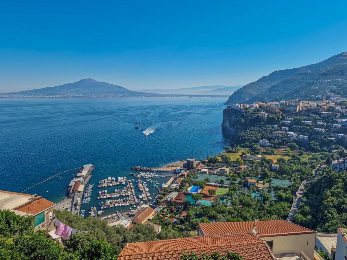 La Torretta Sea View Rooms Вико Екуензе Екстериор снимка